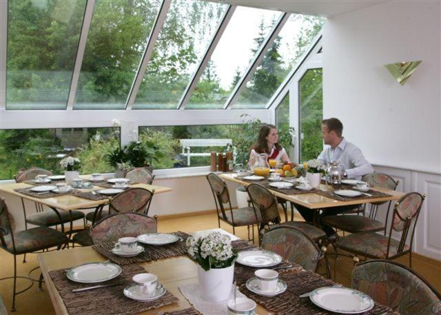 Neuenhagen bei Berlin Hotel Lindenstrasse מראה חיצוני תמונה